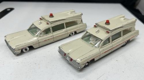 Vintage pair dinky toys 263 - dinky,